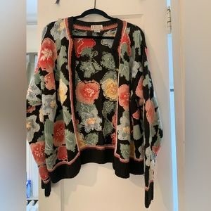 Vintage Floral Cardigan. Size Large. Cozy cute Statement piece.